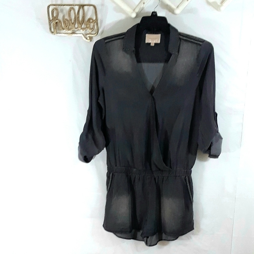 Skies are Blue Stitch Fix Romper Size M